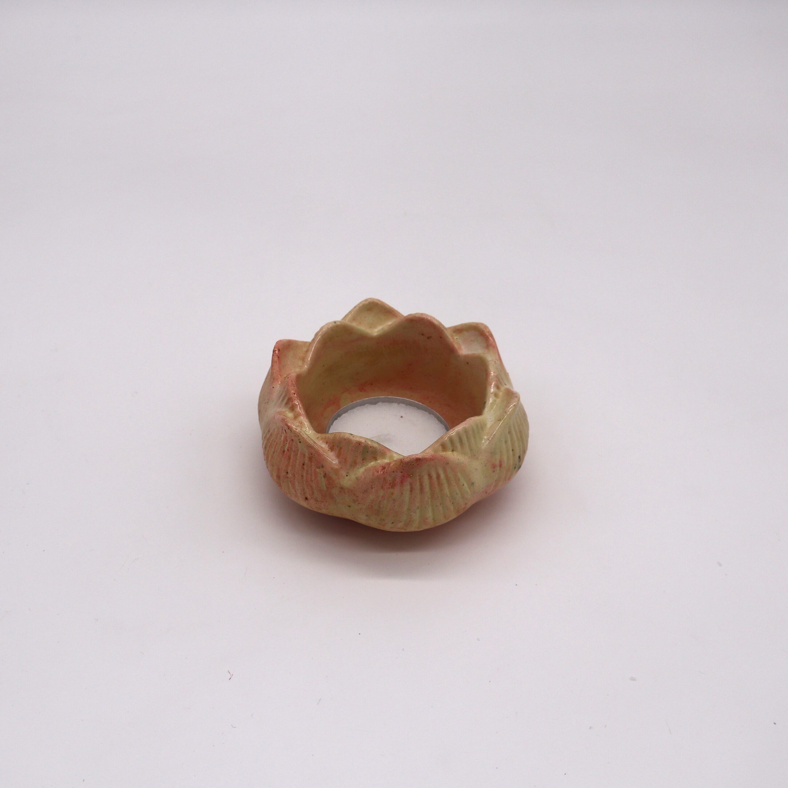 Flower candle holder